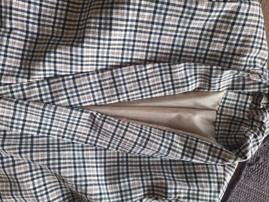 Komplet damski marynarka +spodnie M-L