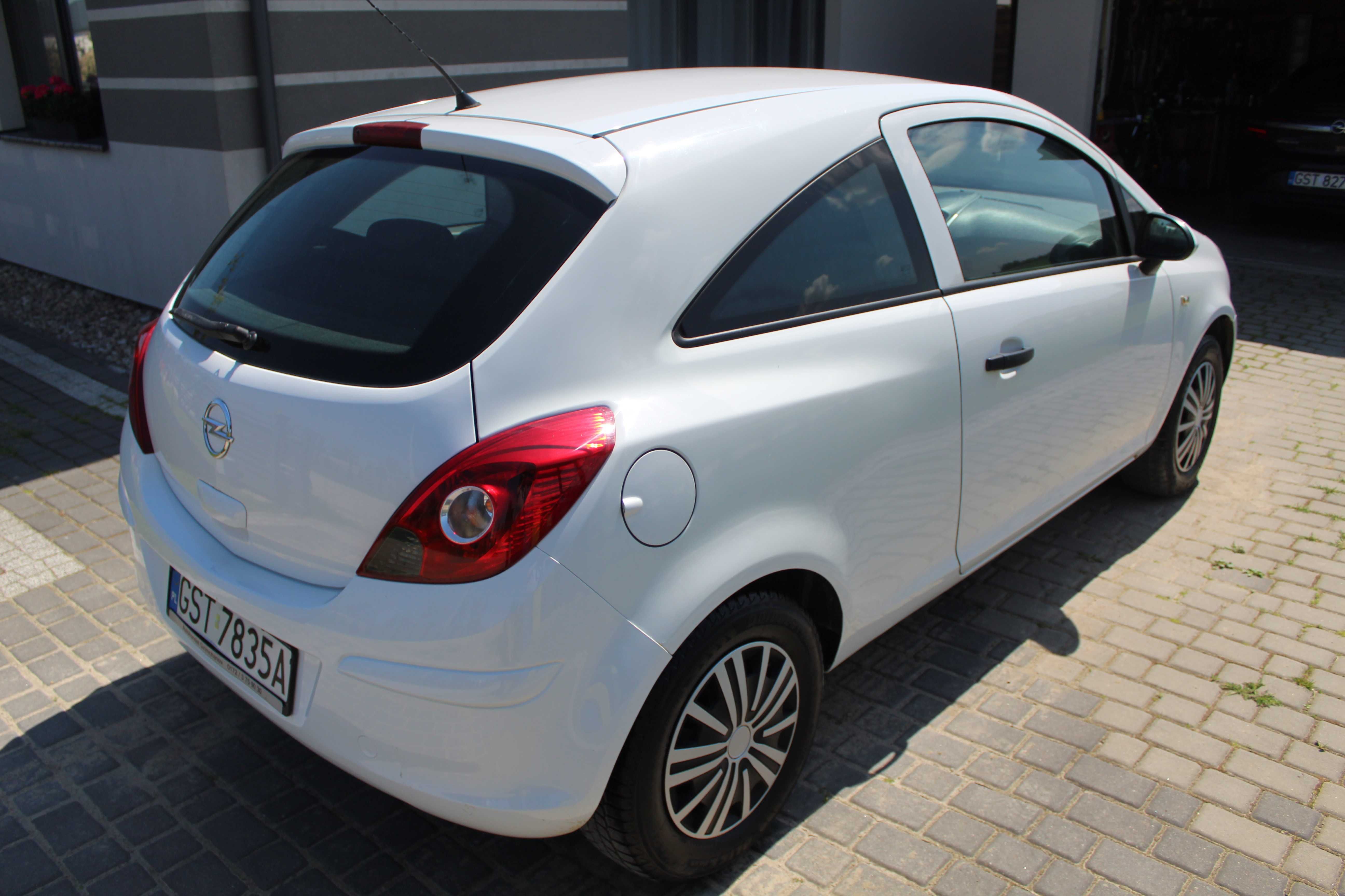 Opel Corsa  1,2 benzyna