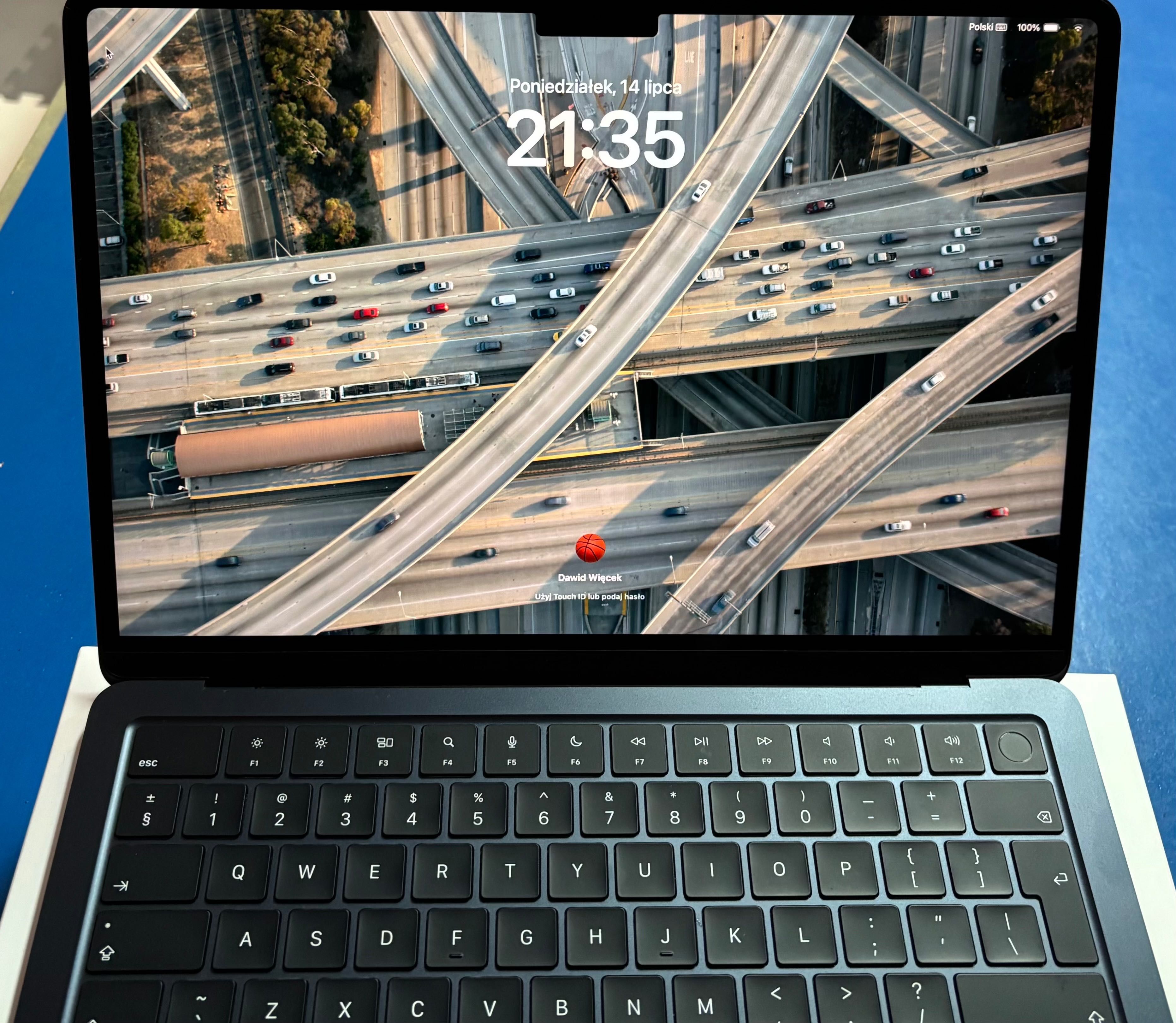 Laptop APPLE MacBook Air 13.6" Retina M2 8GB RAM 256GB SSD 2024r.