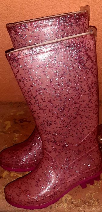 Продам гумові чобітки для дівчинки