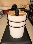 Candeeiro redondo, com 20 cm de diâmetro e 30 cm de altura