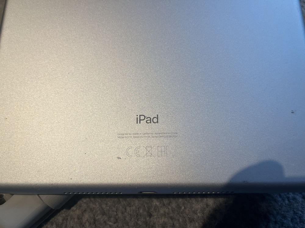Apple iPad 8 generacji 128gb A2270