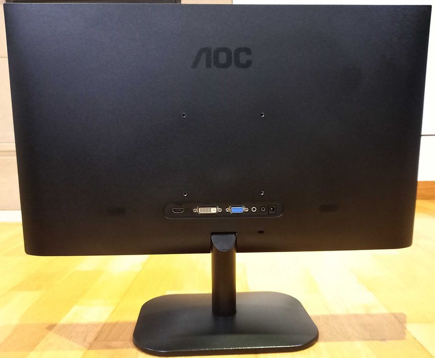 Computer ASUS / Monitor AOC / Teclado Mecânico --> Bundle