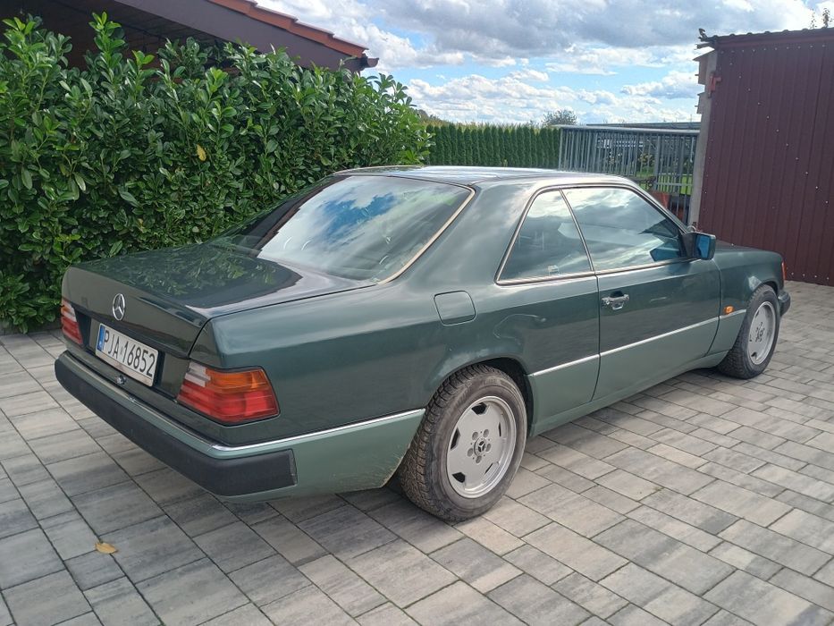 Mercedes w 124 coupe