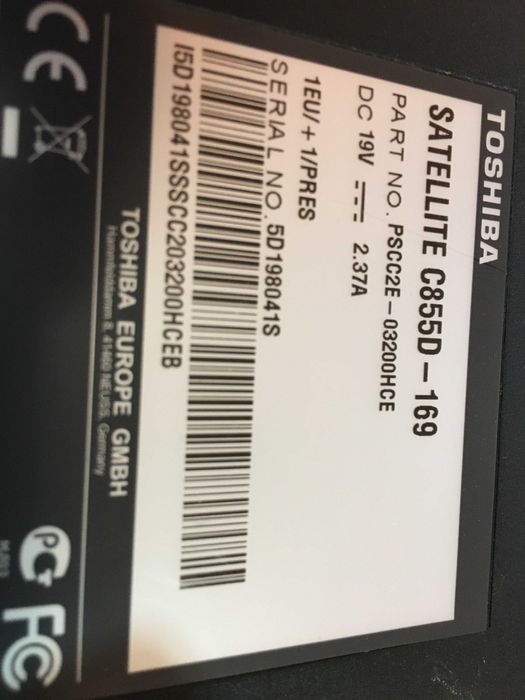 Portátil Toshiba Satellite C855D para peças - ecrã, dissipador, etc