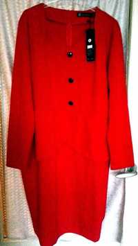 Suknia dzianinowa czerwona, z baską, rozm. 50