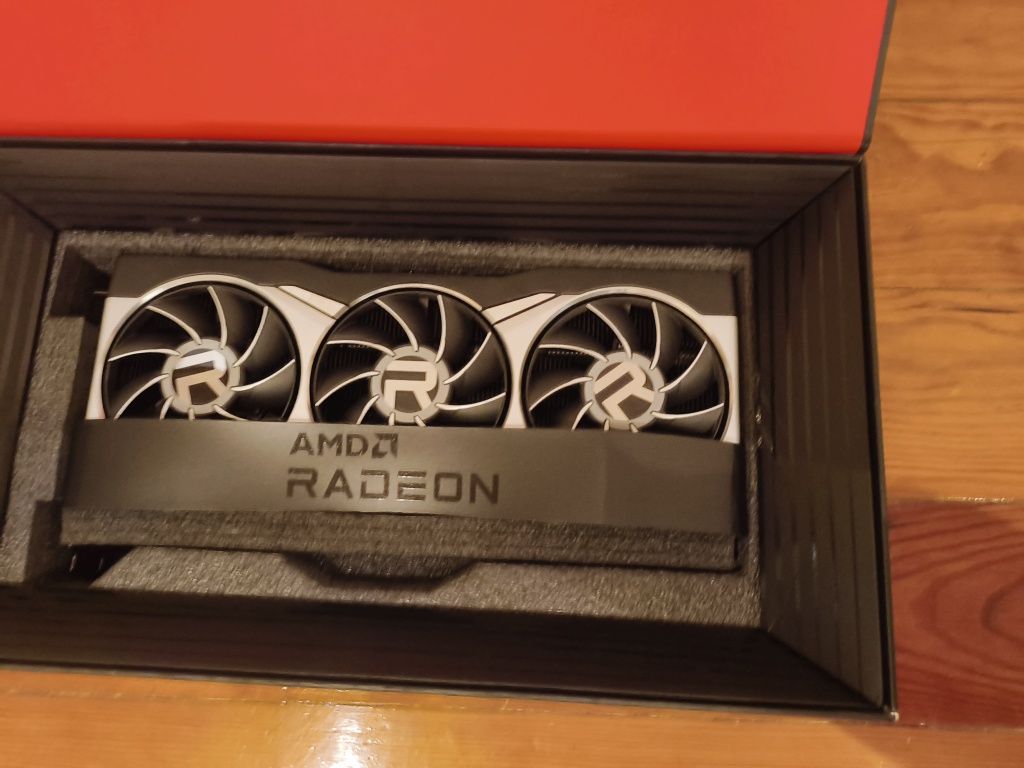 AMD Radeon RX 6900 XT [Como Nova]