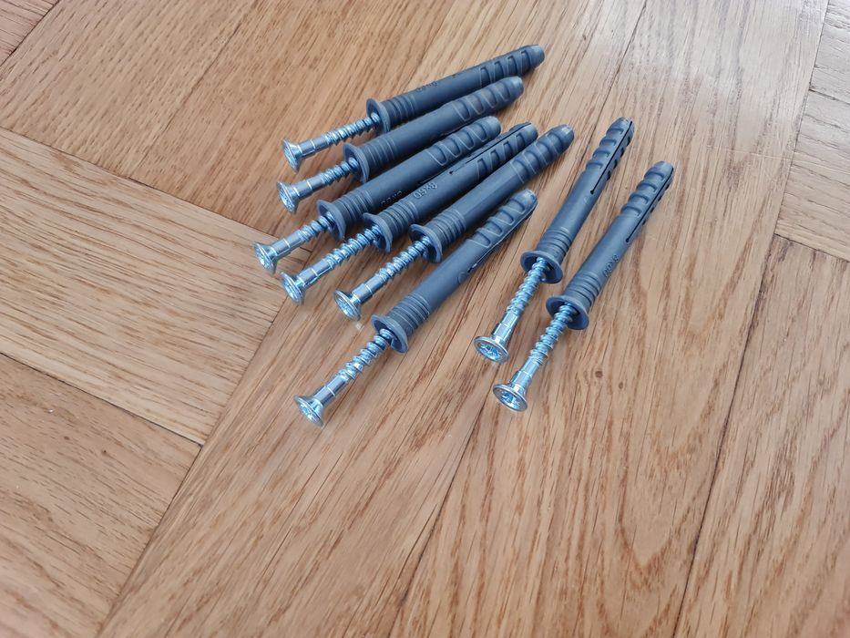 WIESZAK ROWEROWY uchwyt na ścianę nowy  4 szt.