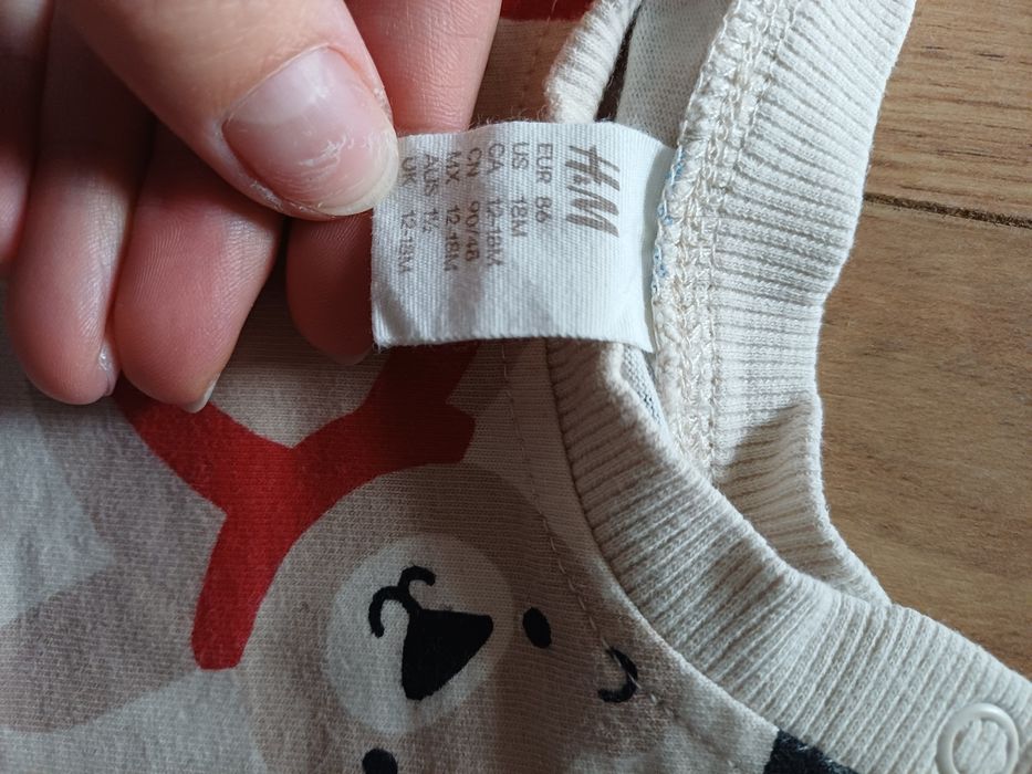 Dres świąteczny HM r.86