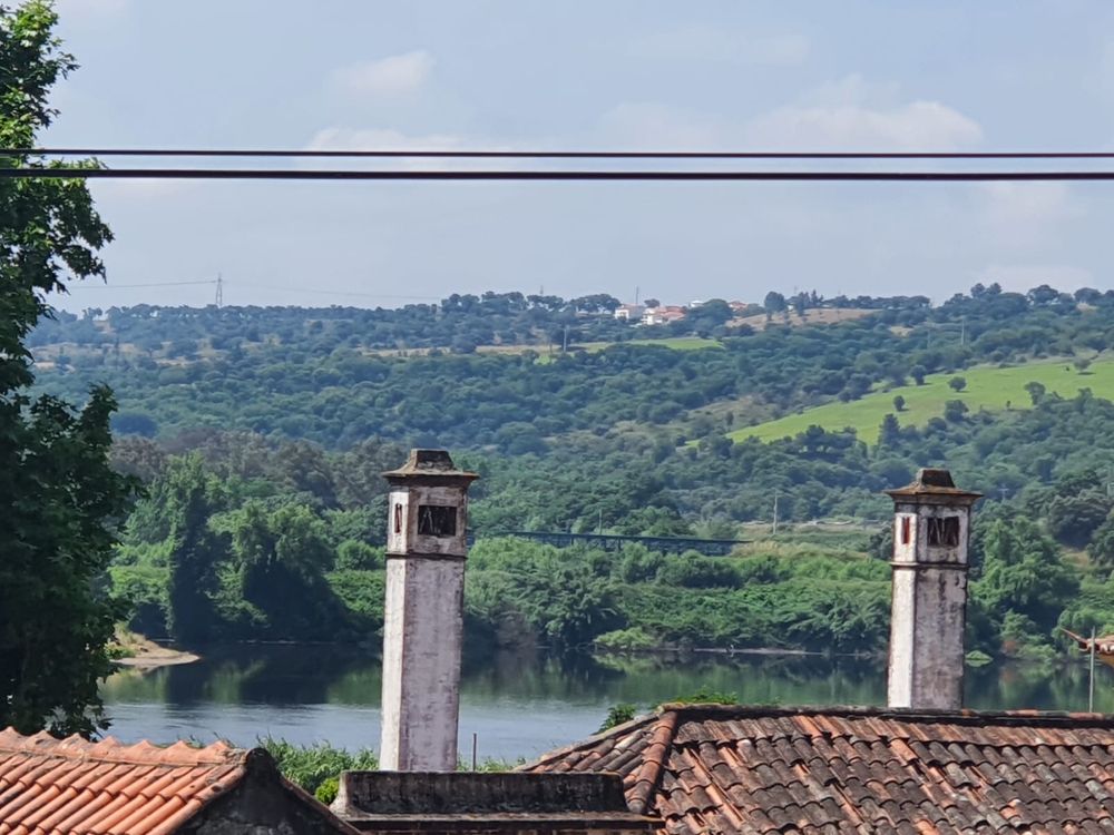 T2 Renovado (adaptado a T3) com Vista Rio | Centro de Abrantes