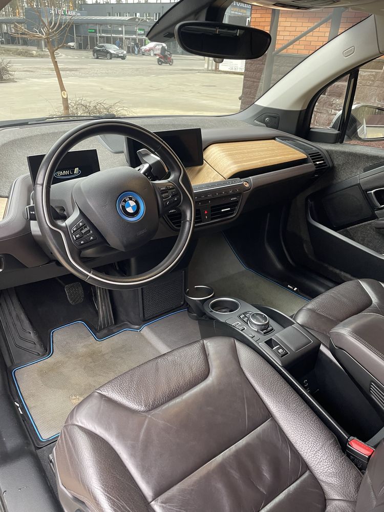 Продам BMW I3