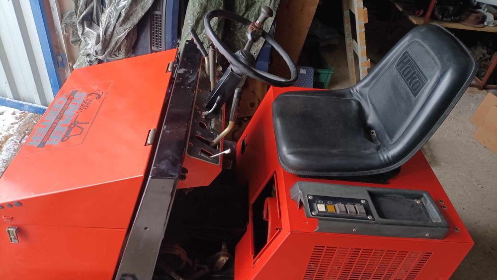 Zamiatarka Hako Jonas 1000