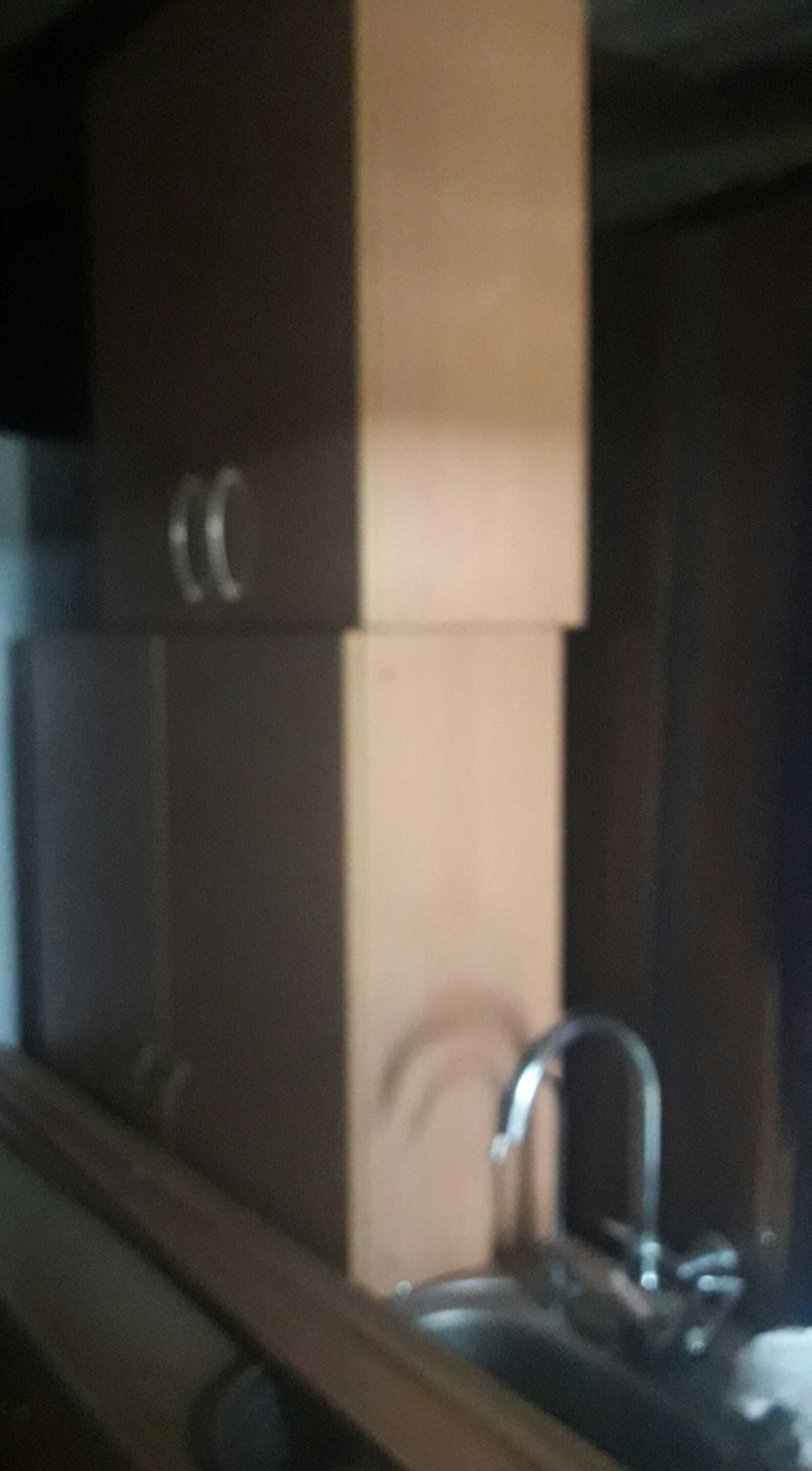 Продам кухню компактную, уютную.