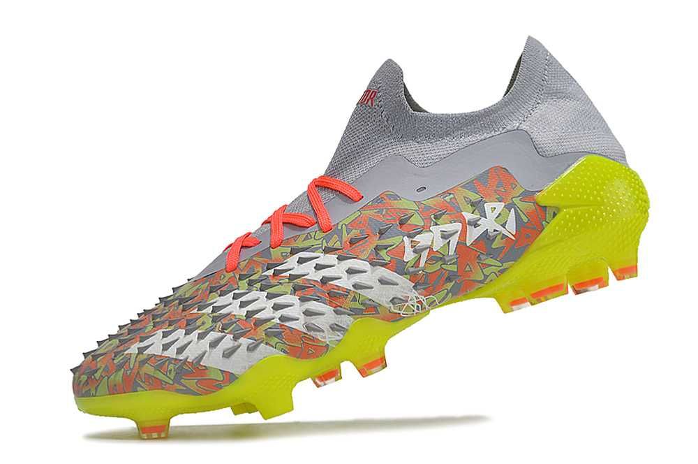 Дитячі футбольні бутси 36 - 39 Adidas Predator Freak.1 FG B0030
