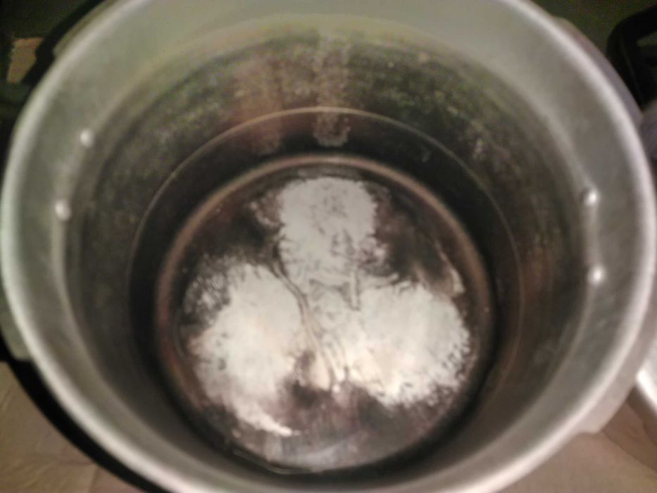 Szybkowar Aluminiowy PRL 2 sztuki 8cm. i 17cm. wys. x 23cm. I zamienna