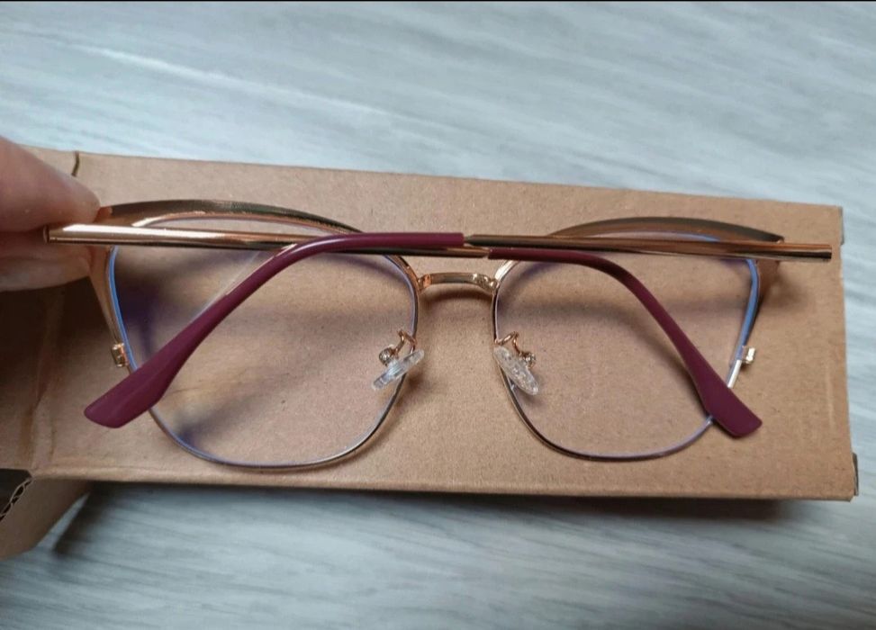 Nowe okulary zerówki z antyrefleksem do czytania komputera auta złote