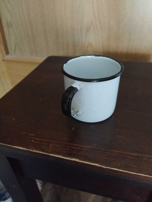 garnuszek metalowy emaliowany