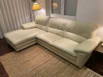 Sofá em pele em bom estado, 3 lugares e chaise longue