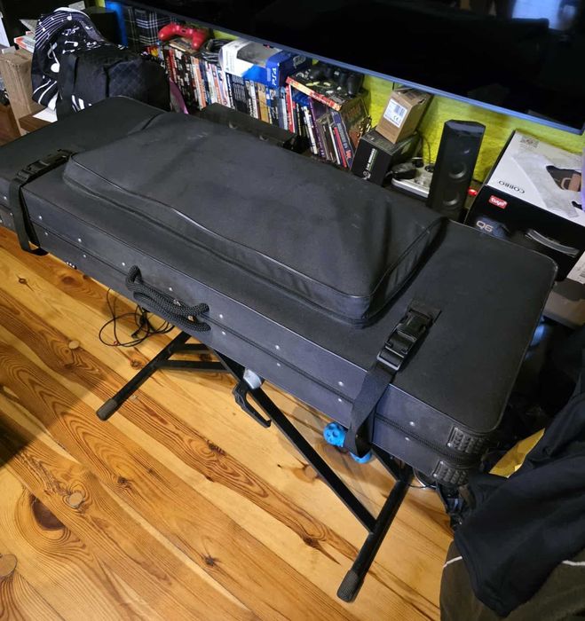 Yamaha CP73 + Case + Sustain pedal - Bardzo dobry stan!