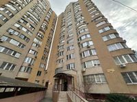Продам двухкомнатную квартиру 88м2 на 8/16 эт. на ул. Говорова.