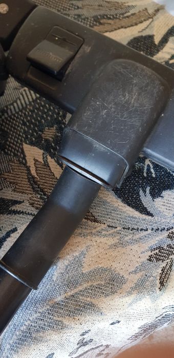 Пилосос LG продам