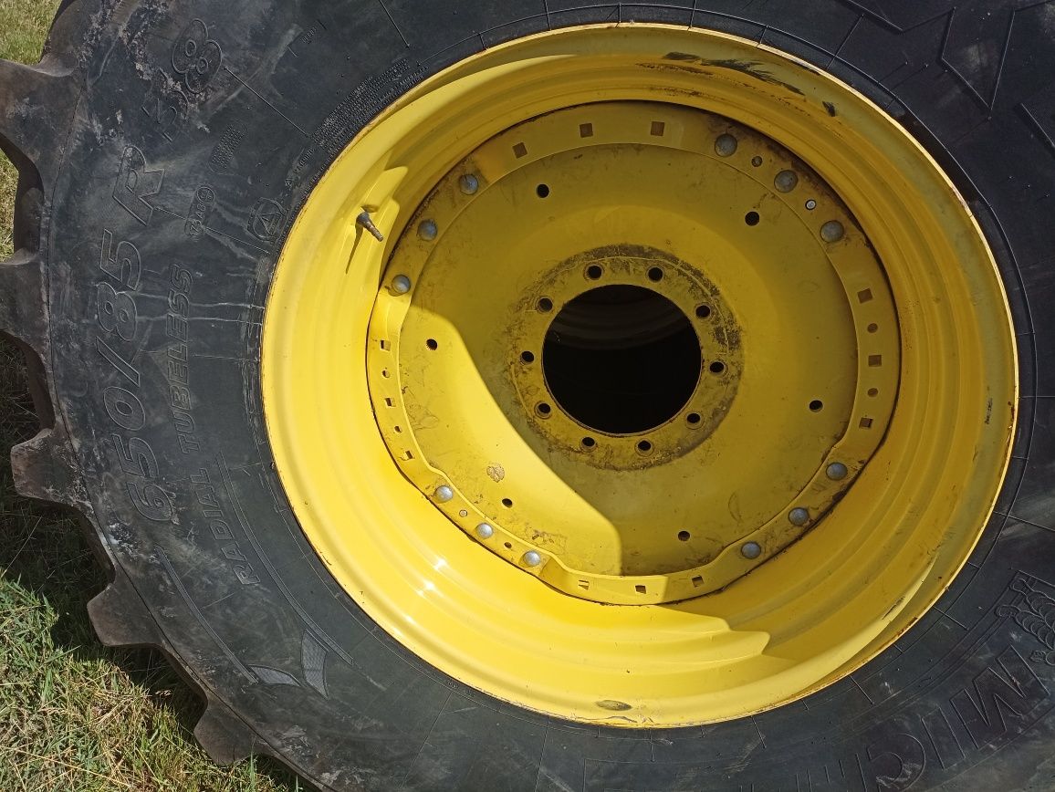 Felgi John Deere regulowane 20x38 wzmocnione jak nowe DW20X38  650 R38