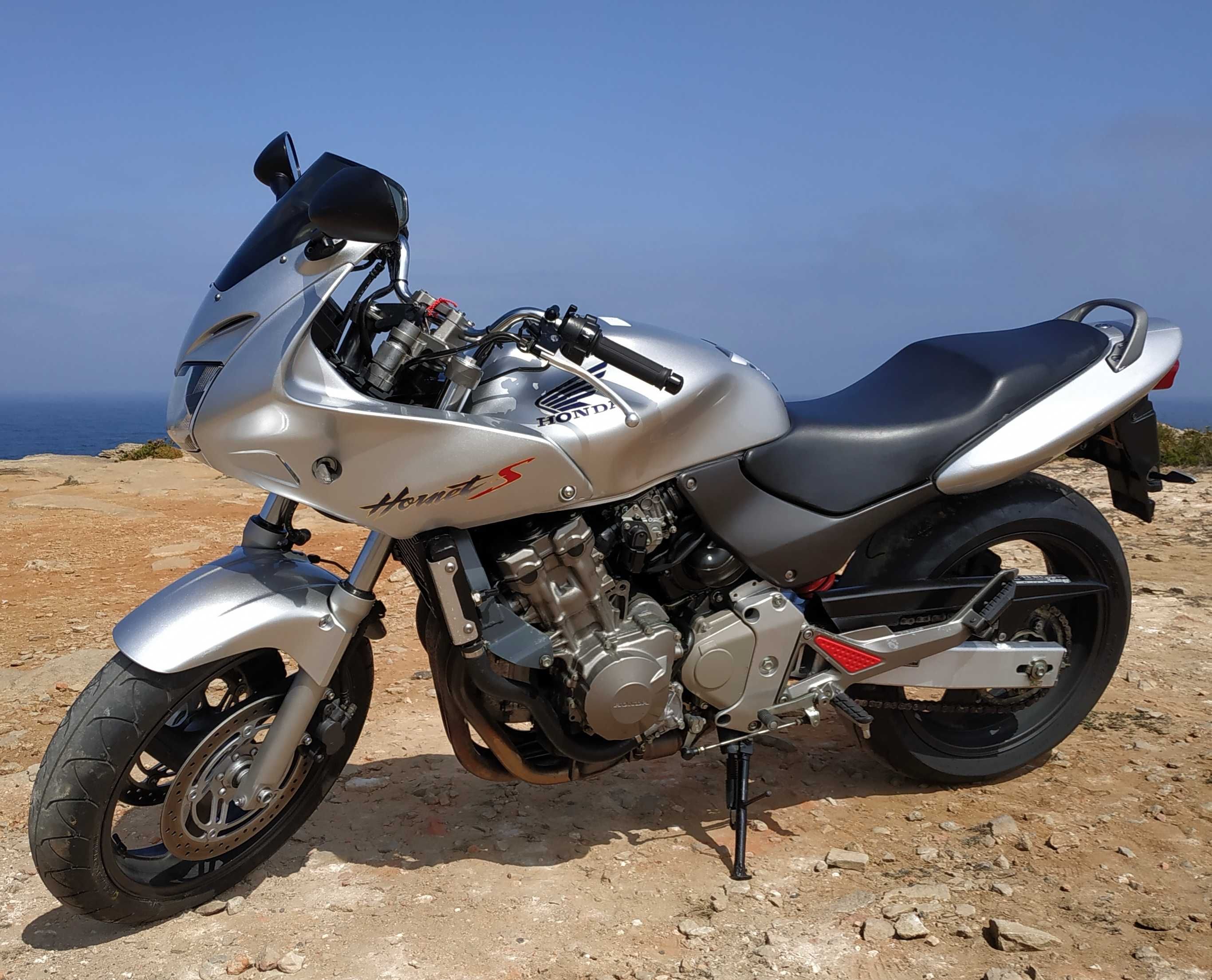 Honda Hornet 600 F (como nova) 12.000 Km_Bom exemplar_tá nova