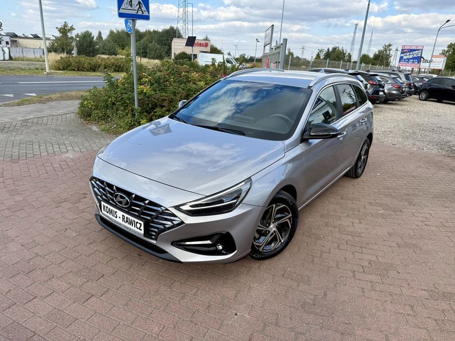 Hyundai I30 1.5i 160 PS  Full led NAVI 10.000 km !!!