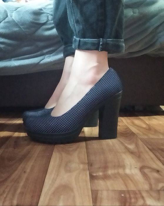 Туфлі  жіночі  сині