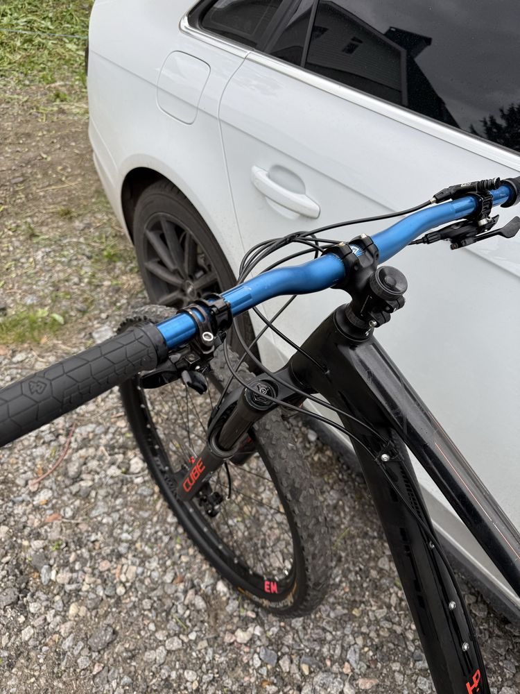 Велосипед cube carbon