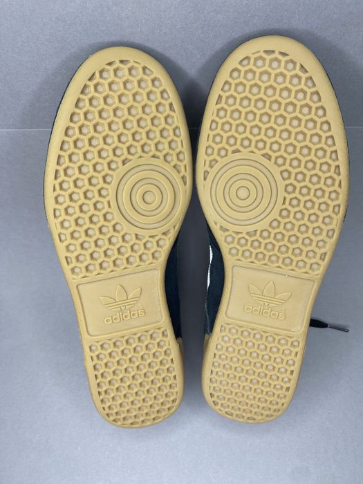 Adidas Mundial шкіряні футбольні футзалки як нові 42 42.5р адідас