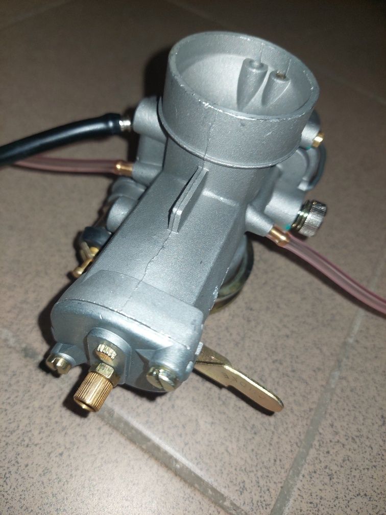 Nowy kpl gaznik mz 250 BING