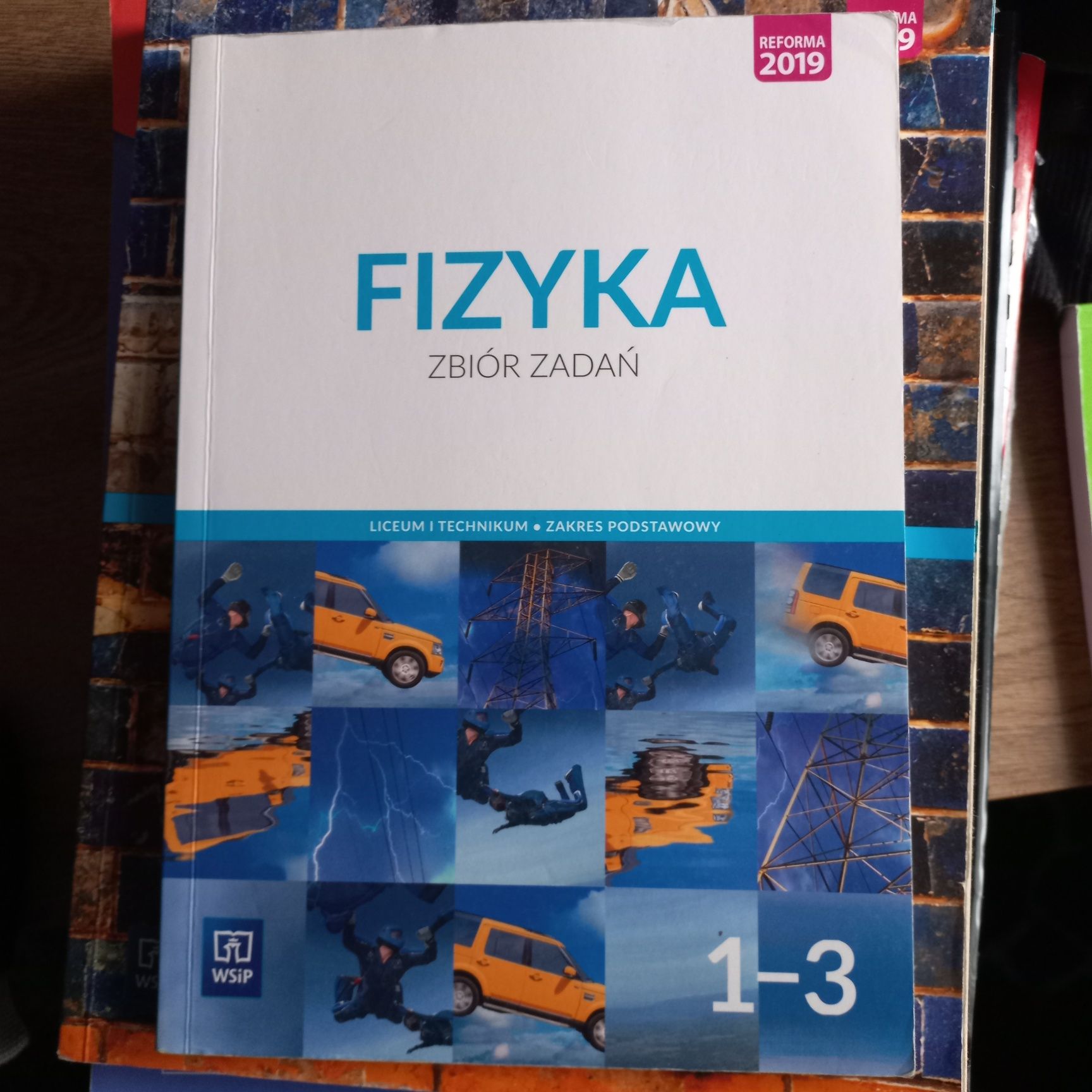 Fizyka 1-3 zbiór zadań wsip