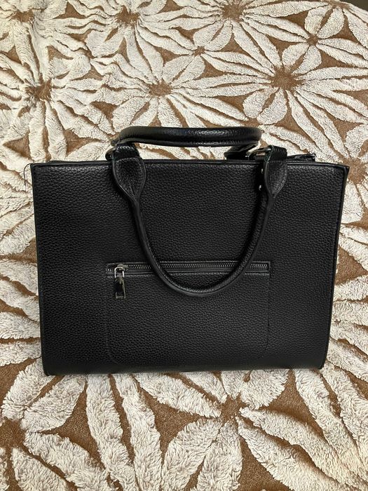 Женская сумка черная