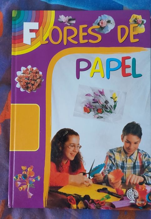 Livro de Flores de Papel