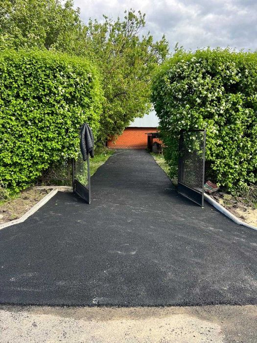 Ми пропонуємо повний комплекс послуг з асфальтування та благоустрою