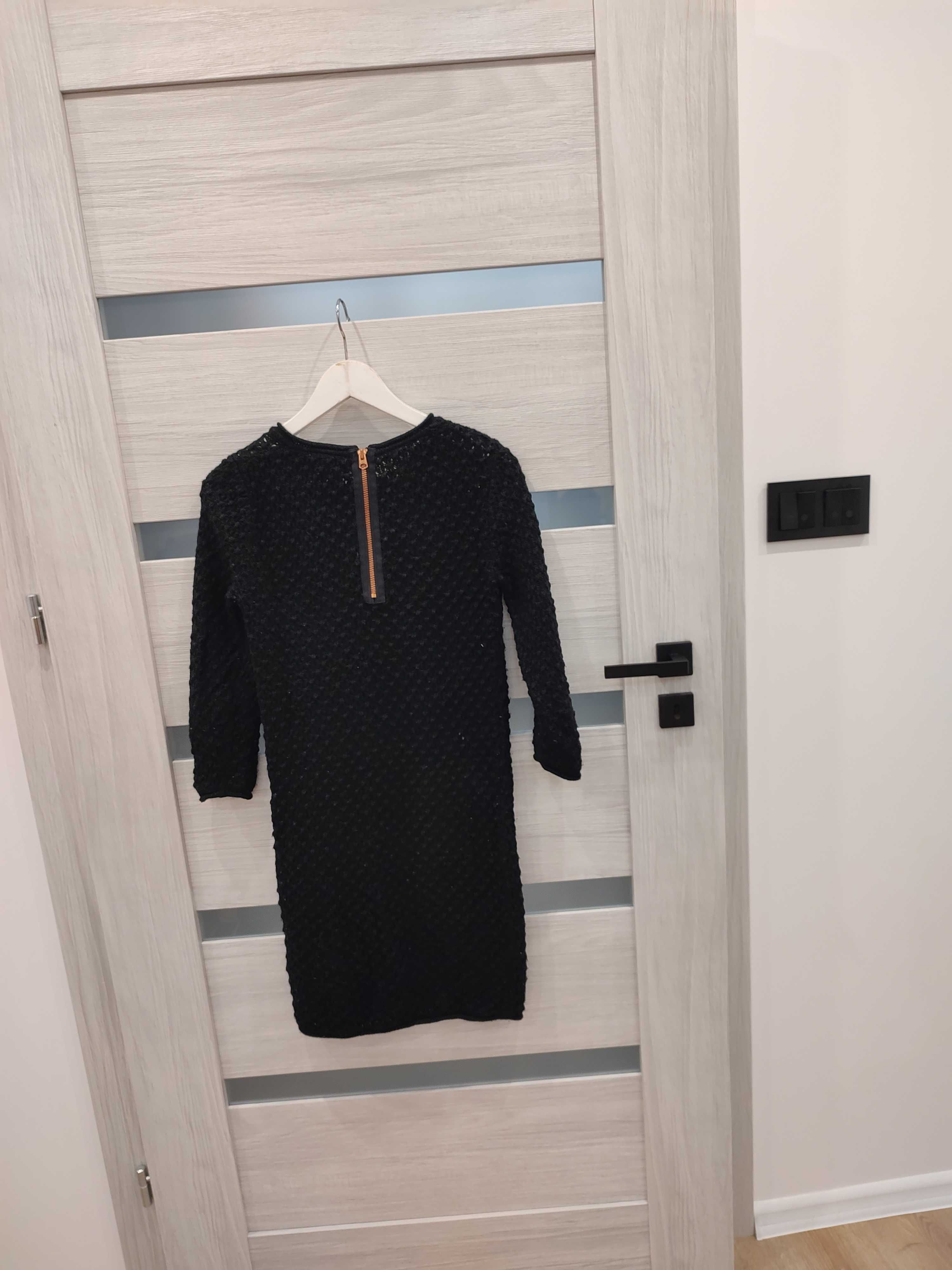 Sukienka czarna swetrowa elegancka z zamkiem top shop s/m
