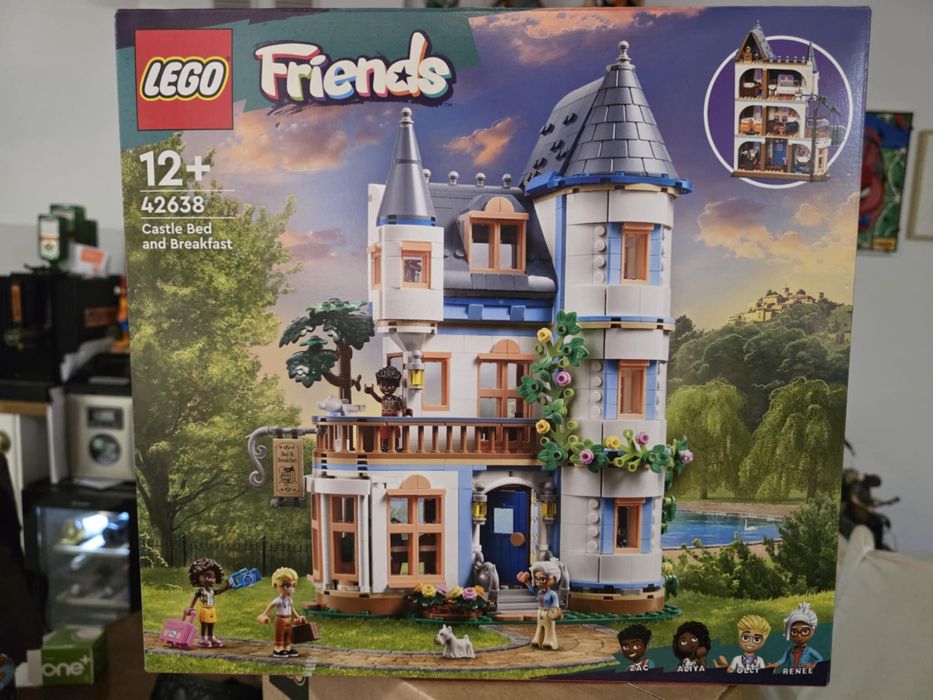 Lego friend 42638 Castle Bed and Breakfast