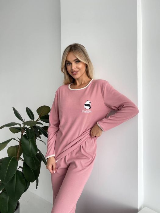 Комплект домашнього одягу