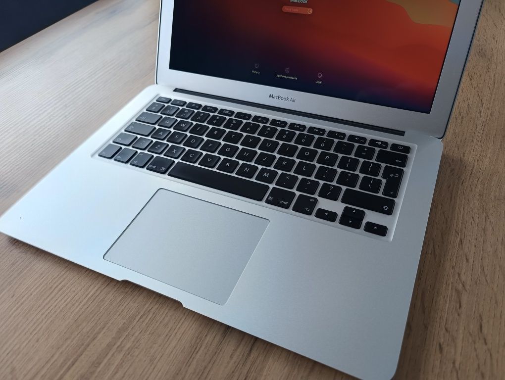 MacBook Air A1466 4GB 128GB SSD super stan, nowa bateria, Okazja!