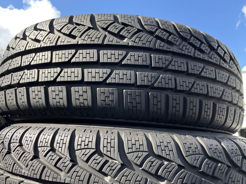 205/65/R17 96H Pirelli SottoZero Склад Шин вул.Дружківська12