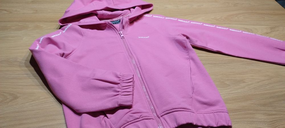 Bluza z kapturem Bekkin, r. 134, nowa