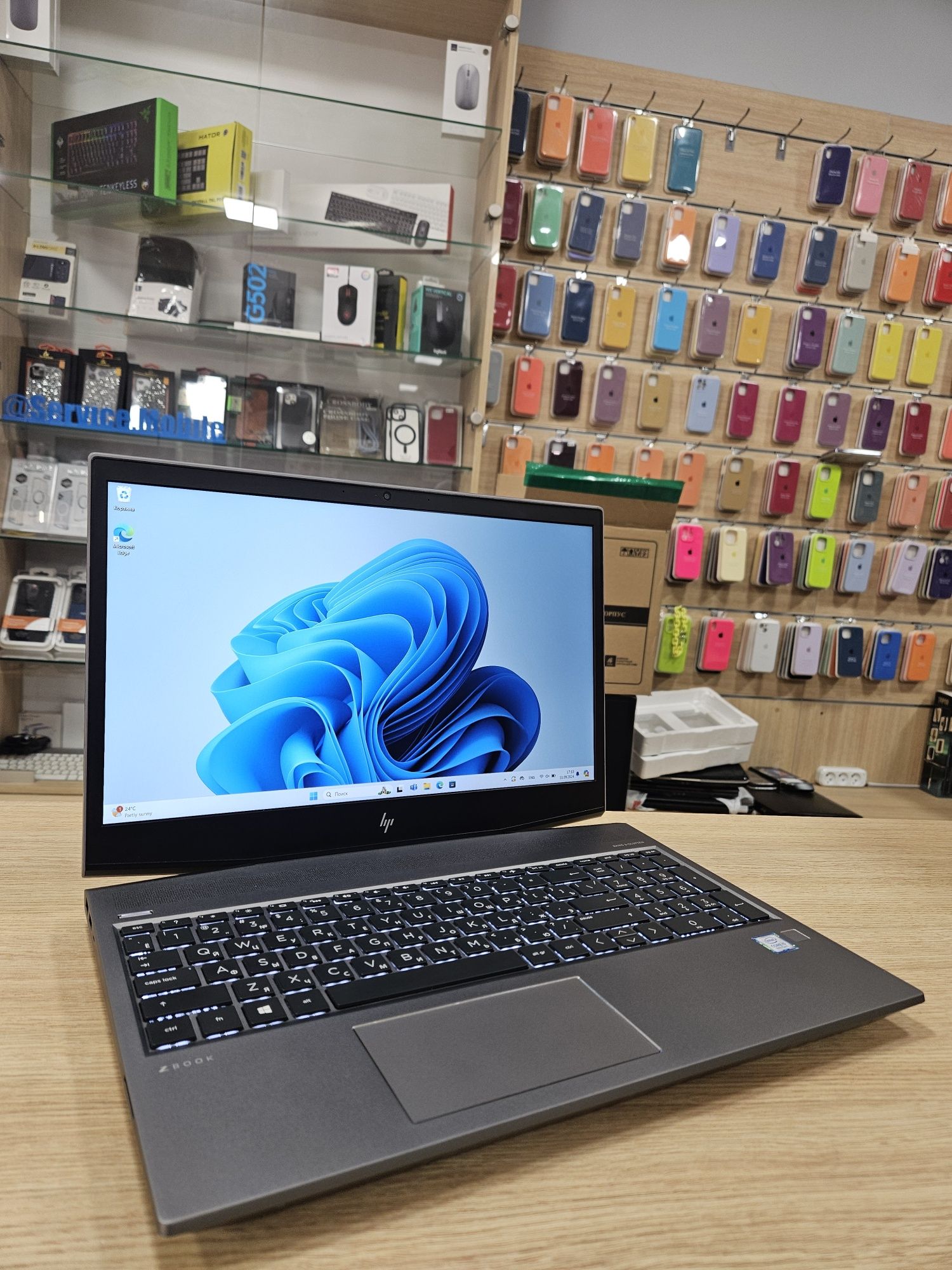 Потужній/як Новий/Батарея 100%/HP 15v/i5/16/512ssd/IPS/Магазин