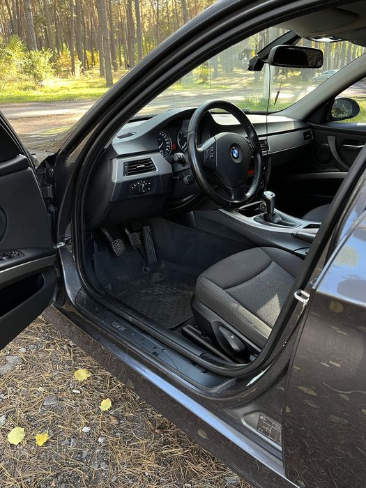 Продам BMW E91 320D N47