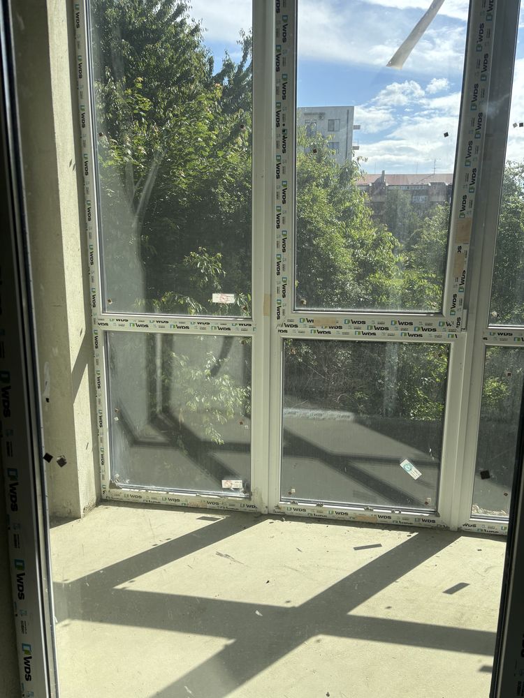 Продаж квартири жк Б4