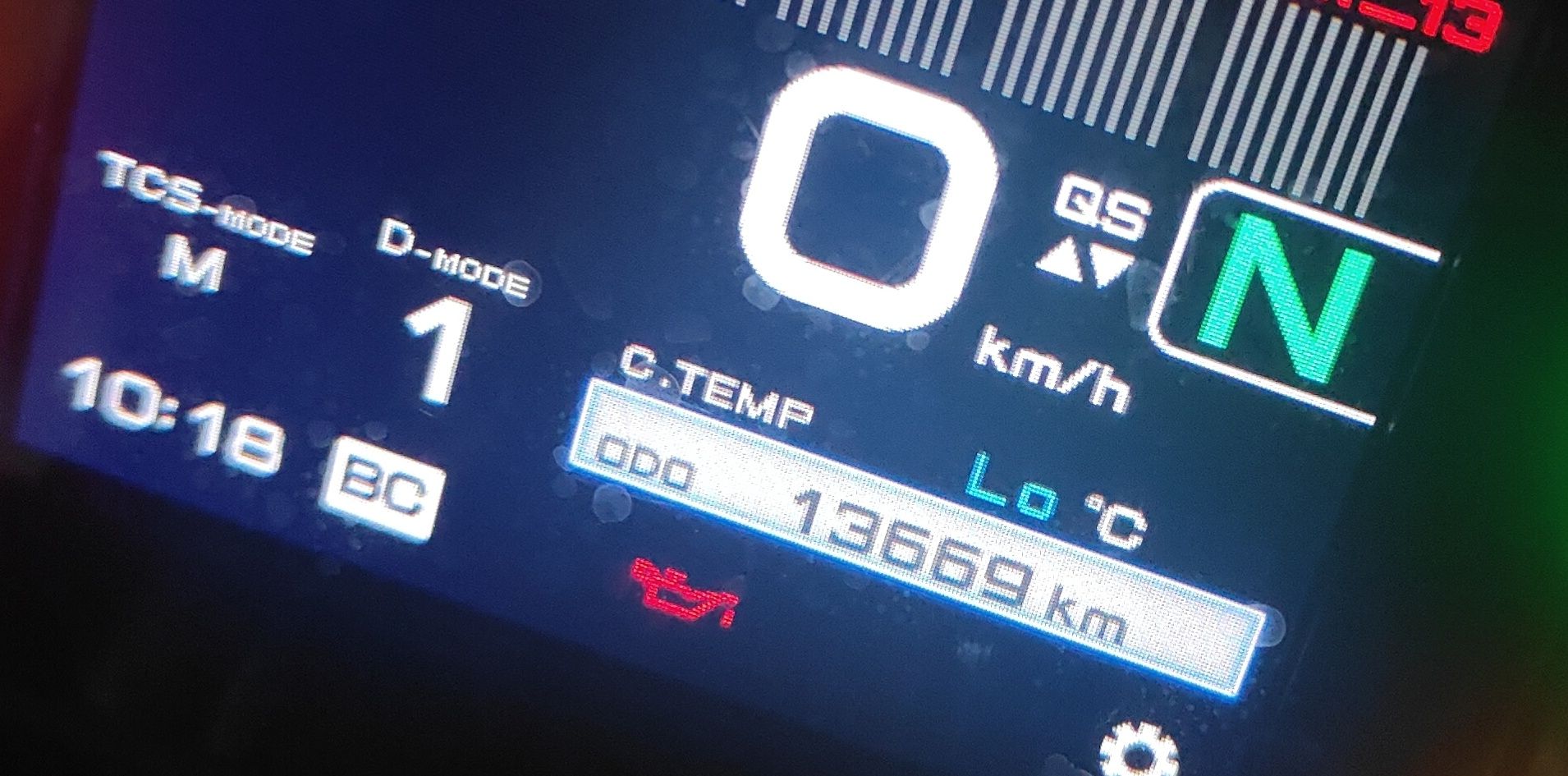 Yamaha MT-09 blue edition 23