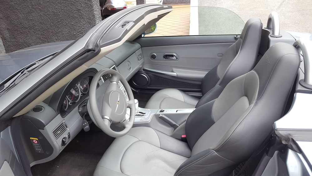 Chrysler crossfire