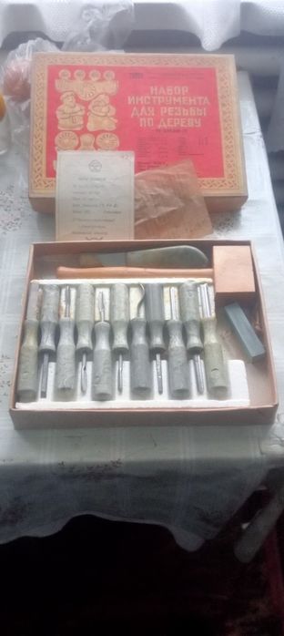 Набір інструментів по дереву