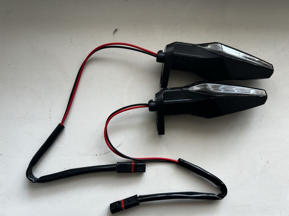 Сигнал поворота, поворотник мотоцикла BMW r1200gs/r1250/F800/F700/F650