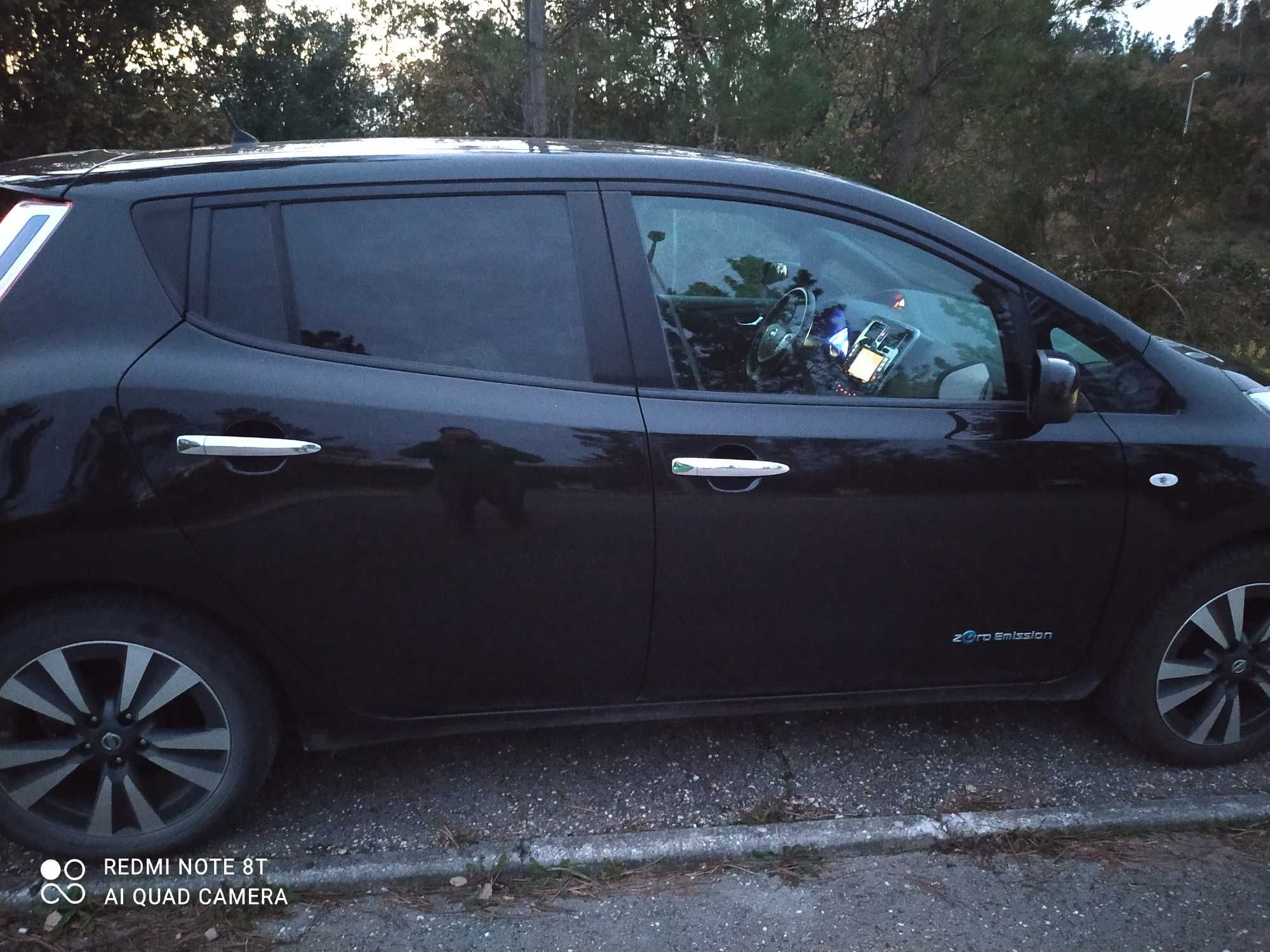 Nissan leaf tekna full extras autonomia 160kms